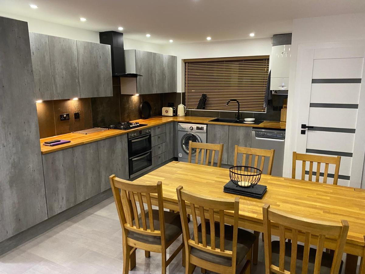 Вилла Hollemeadow Bloxwich Экстерьер фото